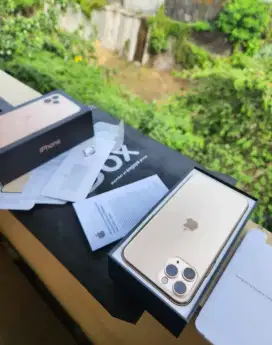 Iphone 11 Pro Max 64 GB iBox Kondisi Seperti Baru