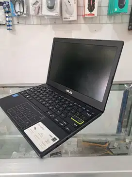 Laptop asus cocok buat kuliah / sekolah