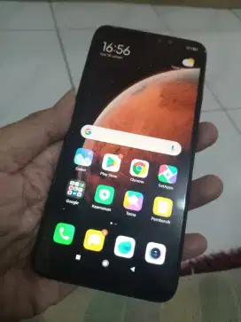 Redmi note 6 pro.. 4/64.. seri langka.. msh ok punya .