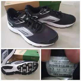 Legas Running Shoes Size 43 Hitam