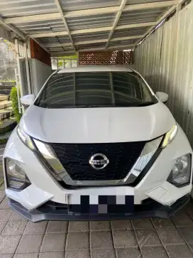 Nissan Livina VE 1.5 A/T Putih Istimewa