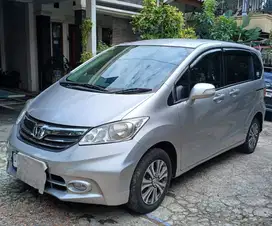 Honda Freed 2013 Bensin