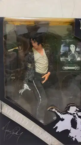 MICHAEL JACKSON FIGURE BILLIE JEAN limited