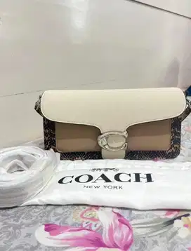 Tas branded merk coach