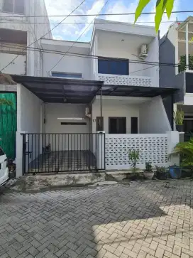 CS, RUMAH PURI ASRI PAKUWON CITY 2 LANTAI, SEMI FURNISH