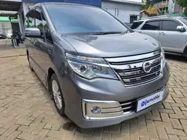 Low Angs Nissan Serena 2.0 Highway Star Panoramic Bensin-AT 2017 WOY B