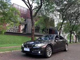 BMW 520i F10 Luxury Facelift LCI 2015 / 2016