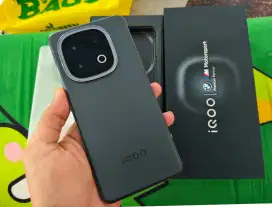 IQOO 13 ram 16/512 Snapdragon 8 Elite Alpha Black Fullset Mulus