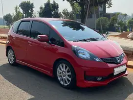 HONDA JAZZ RS AT 2013 Istimewa