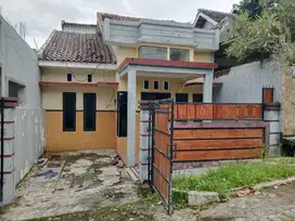 Kontrakan Sewa Rumah 5 Kamar Tidur perumahan