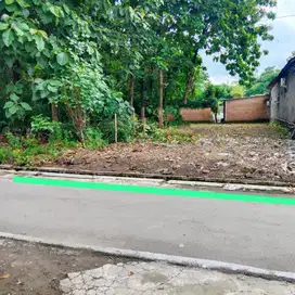 Tanah pekarangan murah siap bangun dekat Lapangan Gawanan