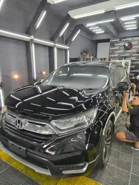 cari teknisi poles mobil&coating serta helper serabutan