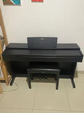 Piano Digital Yamaha Arius YDP-143