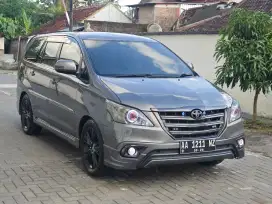 Grand Innova 2.0 V luxury matic 2014 Istimewa