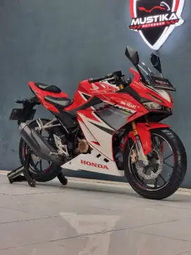 PROMO DP 1JTan!! HONDA CBR 150 NEW Th 2021 MULUS. NOPOL W PAJAK BARU