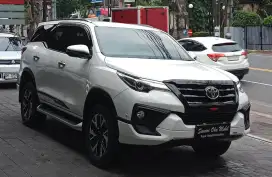 FORTUNER VRZ TRD S 2019 ASLI BALI TANGAN PERTAMA