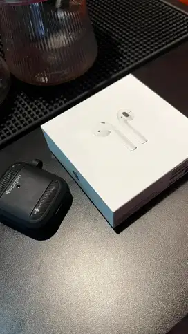 Airpods gen 2 like new