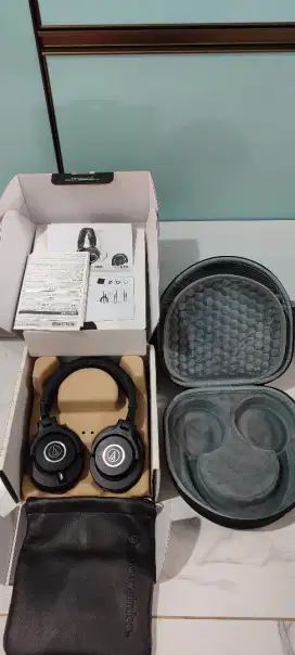 Headphone monitor audio Technica ATH-M40 + hardcase