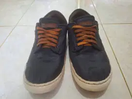 Sepatu Air Walk Hitam Coklat Original Ukuran kaki 42 (Insol 26,7 cm)