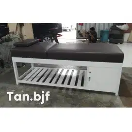 Bed facial 1 loker