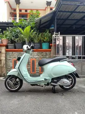 Piaggio Vespa Primavera s 150 ABS