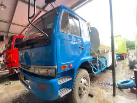 Truk Nissan Euro CWA260SX Th'2010 Tronton 6x4 Tangki 24KL Murah Meriah