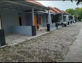 Dikontrakkan Rumah Seputaran Selatan Pemda Sleman jln Magelang 