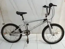 Sepedah BMX GT 20