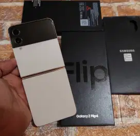 Samsung Z Flip 4 (8/256) Resmi Sein_Mulusss Bangett_Bezzel Plastikan