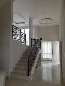Cluster De Mansion Residence Alam sutera, siap huni dan murah banget