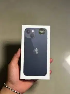 iPhone 13 128gb garansi resmi tAm iBox GDN blibli BNIB greenpeel
