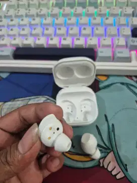 TWS Galaxy Buds FE