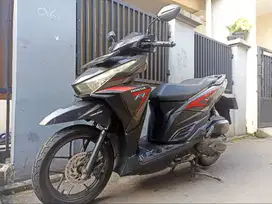 Vario Techno 125 Hitam 2015