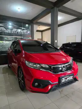 Honda jazz rs cvt tahun 2021 metic