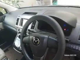 BU Mazda8 terawat pemakai captain seat murah