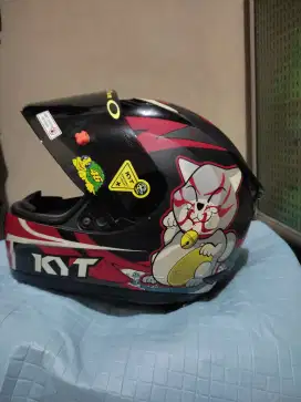 Helm kyt r10 kabuki