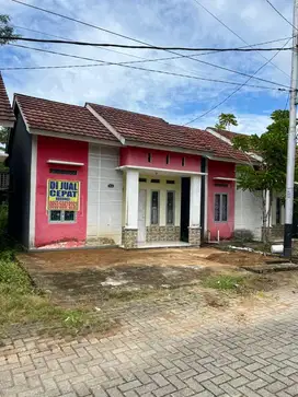 Jual cepat rumah jl deskap komp senayan residance A3 harga 180jt nego