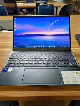 Laptop Asus Zenbook 13 Core I7