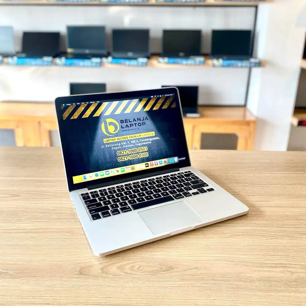 MacBook Pro Retina 13 inci 2015/intel i5/8GB/256GB/TERMURAH!!