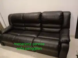 Menerima servis sofa panggilan