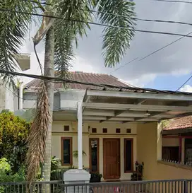 dijual rumah siap huni di lokasi strategis Turangga Bandung