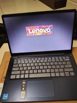 Laptop Lenovo 8Gb 512