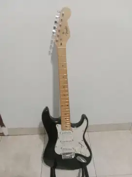 Gitar listrik Fender Stratocaster