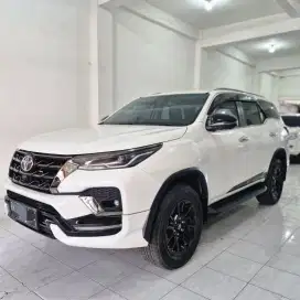 Fortuner 2.8 VRZ GR 2022 AT