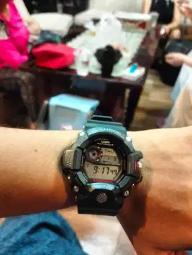 G-Shock gw9400 like new