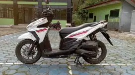 58@: DP:2JUTA B DEPOK VARIO 125 OLD PUTIH