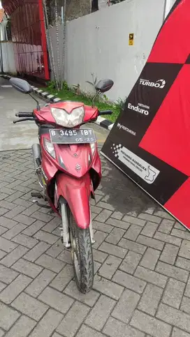 Suzuki Shogun RR FL 125 SD Merah Hitam 2010