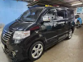 Tdp 4 jt Apv SGX Luxury m/t 2015