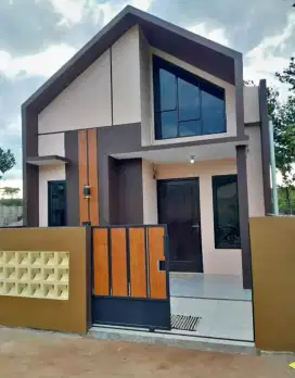 RUMAH BARU SIAP HUNI