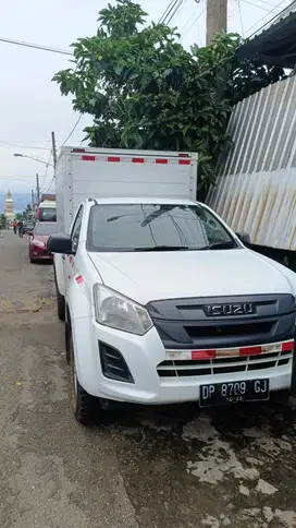 Isuzu Grand touring 2020 Diesel